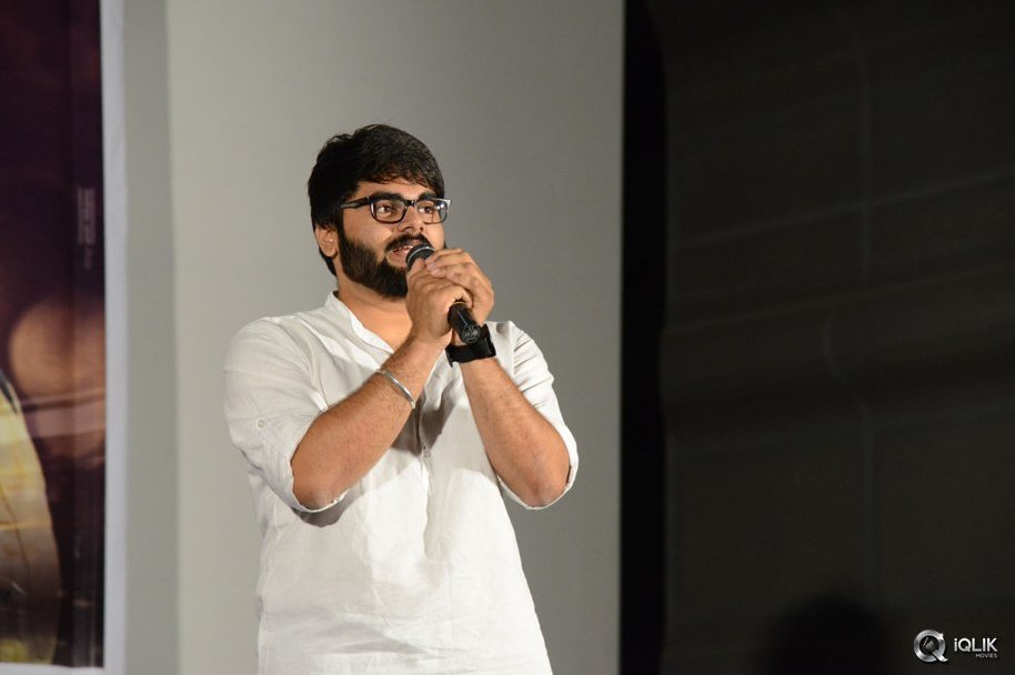 Kshanam-Movie-First-Look-Launch